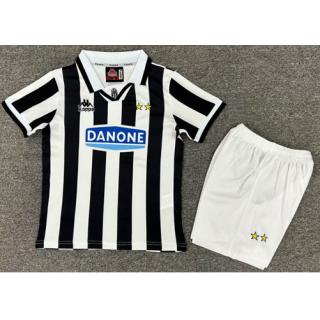 Juventus 1a Equipación 94/95 - NIÑOS